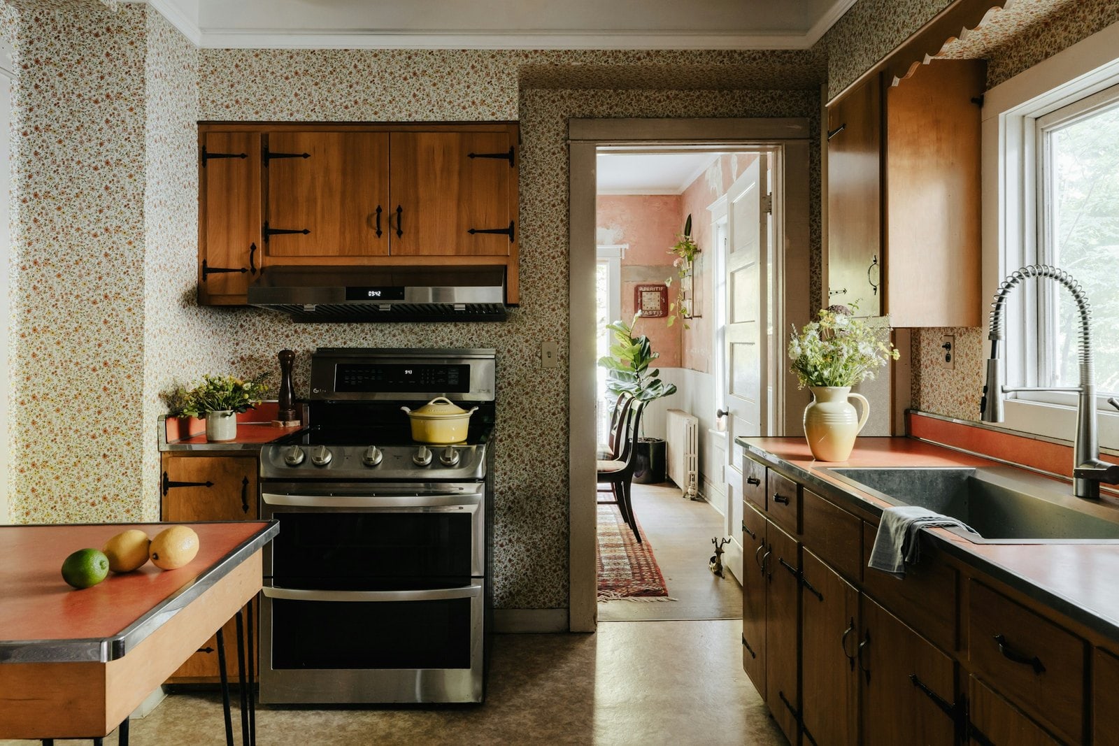 Kitchen before the Uisce design service — the original layout